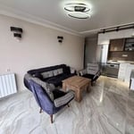 Долгосрочная аренда квартиры с отдельной спальней с новым ремонтом в Батуми, Грузия