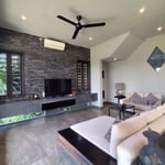 Long-term rental in Bali villa with spacious grounds and pool in Mas area