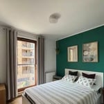 Долгосрочная аренда в Кракове современной 2-комнатной квартиры 49 м² с балконом, район Dębniki