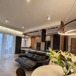 Long-term rental of a spacious three-room apartment with balcony and parking in the Mokotów district of Warsaw