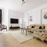 Long-term rental 70m² apartment with storage room on Śródmieście, Warsaw, Poland