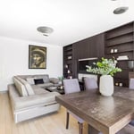 Langzeitmiete einer 80 m² großen Dreizimmerwohnung im Stadtteil Śródmieście, Warschau, Polen