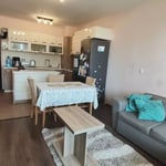 Langfristige Vermietung einer 3-Zimmer-Wohnung mit Parkplatz im Stadtteil Văzrazhdane 1, Warna, Bulgarien