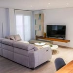 Langzeitmiete: 160 m² Wohnung mit 2 Schlafzimmern in Elche, Spanien