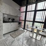 Alquiler a largo plazo de un piso de 2 habitaciones 55 m², en el barrio Tomis Nord, Constanța, Rumanía