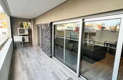Long-term rental in Buenos Aires: Quiet 2-room apartment with balcony and pool in Palermo