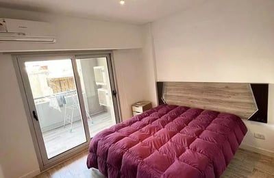 Long-term rental in Buenos Aires: Quiet 2-room apartment with balcony and pool in Palermo