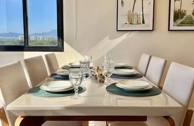 Alquiler a largo plazo de un apartamento dúplex de 3 habitaciones, 90 m², en Barra da Tijuca, Río de Janeiro, Brasil