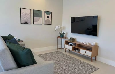 Alquiler a largo plazo de un apartamento dúplex de 3 habitaciones, 90 m², en Barra da Tijuca, Río de Janeiro, Brasil