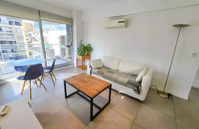 Long-Term 2-Room Apartment with Pool and Security in Buenos Aires, Argentina, Palermo