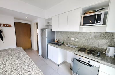 Long-Term 2-Room Apartment with Pool and Security in Buenos Aires, Argentina, Palermo