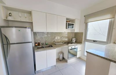 Long-Term 2-Room Apartment with Pool and Security in Buenos Aires, Argentina, Palermo