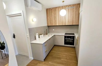 Alquiler de Apartamento de 2 Habitaciones, 35m², Calle Toruńska, Targówek, Varsovia, Polonia