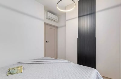 Alquiler de Apartamento de 2 Habitaciones, 36m², Calle Erazma Ciołka, Wola, Varsovia, Polonia