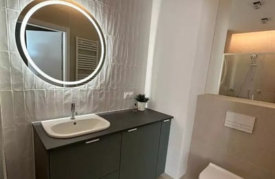 Apartamento de 2 habitaciones en alquiler en Wola, Varsovia
