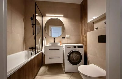 Alquiler a Largo Plazo: Apartamento de 3 Habitaciones y 55 m² con Estacionamiento | Varsovia, Ursus
