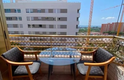 Long-term rental: 3-bedroom apartment, 122 m², Alicante, parking included
