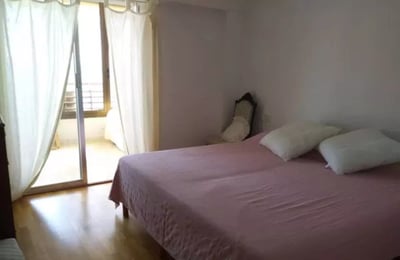 Долгосрочная аренда Аликанте, La Albufereta: 3-комнатная квартира, 120 м², прямой вид на море