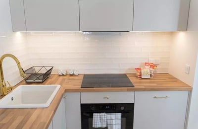 Alquiler a largo plazo, Varsovia, Wola: apartamento de 1 habitación con balcón