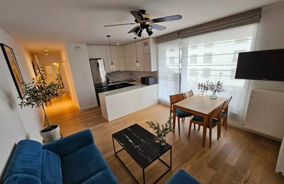 Долгосрочная аренда, Варшава, Таргувек: 3-комнатная квартира 62 м²
