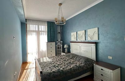 Alquiler a largo plazo, Batumi: apartamento 2+1, 85 m²