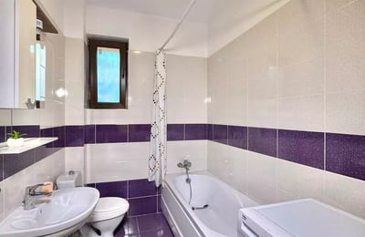 Alquiler a largo plazo: apartamento de una habitación con balcón, 3 piso, Dudu, Bucarest