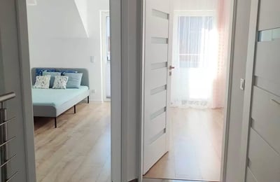 Alquiler a largo plazo de casa de 4 habitaciones en Cracovia, distrito Swoszowice