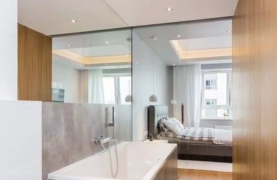 Long-term rental of a 3-rooms apartment 93 m2 in Warsaw, Wola district