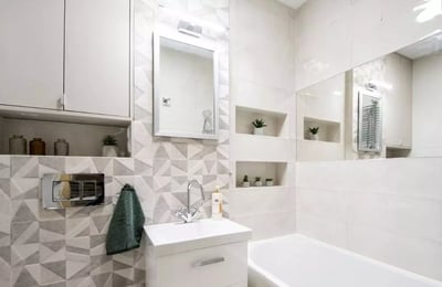Long-term rental of a 2-rooms apartment in Warsaw, Wola district