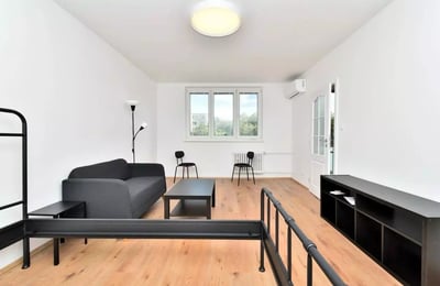 Alquiler a largo plazo de apartamento de 1 habitación en el distrito Ružinov, Bratislava, Eslovaquia