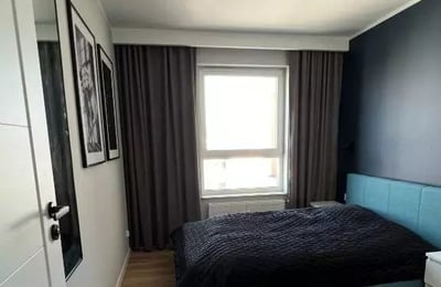 Long-term rental of a 4-rooms apartment in Kraków, Podgórze Duchackie district, Poland