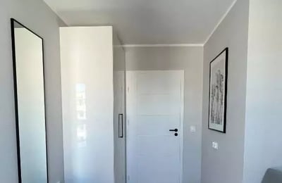 Long-term rental of a 4-rooms apartment in Kraków, Podgórze Duchackie district, Poland