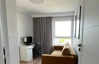 Long-term rental of a 4-rooms apartment in Kraków, Podgórze Duchackie district, Poland