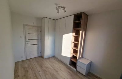 Alquiler a largo plazo de apartamento de 3 habitaciones en Varsovia, distrito Targówek, Polonia