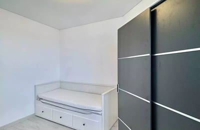 Long-term rental of a one-bedroom apartment in Bucharest, "Militari Residence" complex, Romania