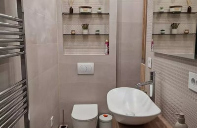 Long-term rental of a 3-room apartment in Senjak district, Belgrade, Serbia