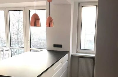 Долгосрочная аренда квартиры 54 м² с 2 комнатами, балконом и современной техникой в Prądnik Biały, Краков