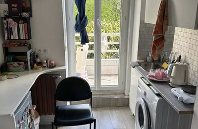 Long-term rental, studio with balcony, Montmorency Boulevard, Paris