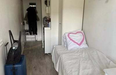 Long-term rental, studio with balcony, Montmorency Boulevard, Paris