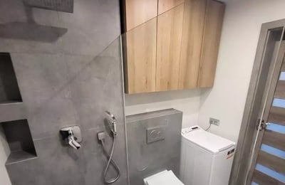 Long-term rental elegant apartment in a prime district, Kraków, Poland