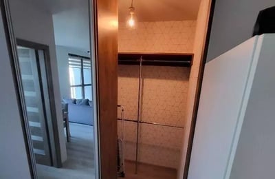 Long-term rental elegant apartment in a prime district, Kraków, Poland