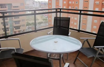 Long-term rental, spacious apartment in a gated community, Alicante, Spain