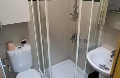Alquiler a largo plazo Apartamento de dos habitaciones en Belgrado frente al Waterfront y al centro comercial Galleria