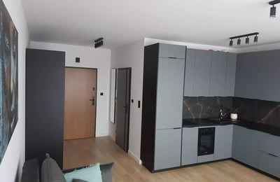 Долгосрочная аренда уютной студии с парковкой в районе Podgórze, Краков
