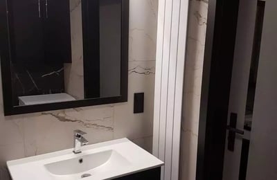 Долгосрочная аренда уютной студии с парковкой в районе Podgórze, Краков