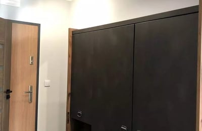 Долгосрочная аренда 2-комнатной квартиры с балконом и парковочным местом, Краков