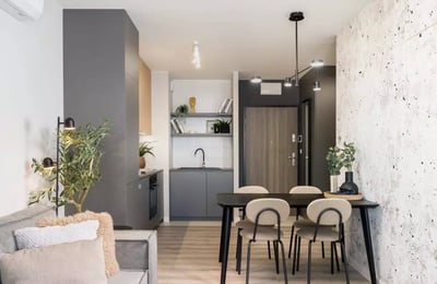 Long-term rental 2-room apartment with air conditioning and parking, Kraków
