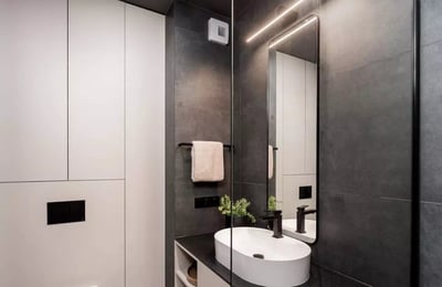 Long-term rental 2-room apartment with air conditioning and parking, Kraków