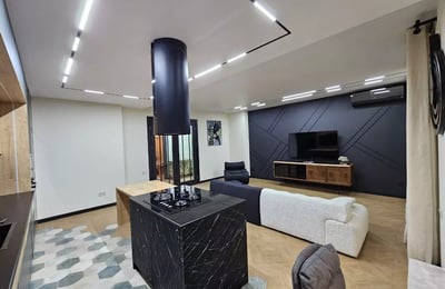 Долгосрочная аренда новой двухспальной квартиры в Батуми рядом с парком 6 Мая