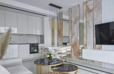 Alquiler a largo plazo de un piso de 2 habitaciones con balcón en la prestigiosa zona de Powiśle, Varsovia